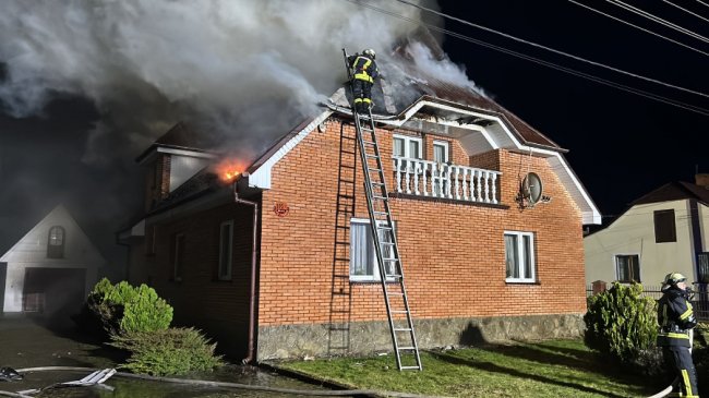 У місіті на Волині спалахнув житловий будинок 