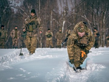 Сили оборони України продовжують штурмові дії південніше Бахмута Донецької області, – Генштаб