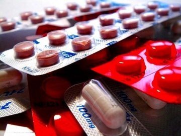 За минулий рік українці купили ліків на 27 мільярдів