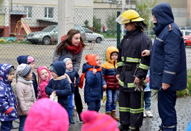 Клуб свідомого батьківства «Бджілка Майя» – там, де живе любов! ФОТО*
