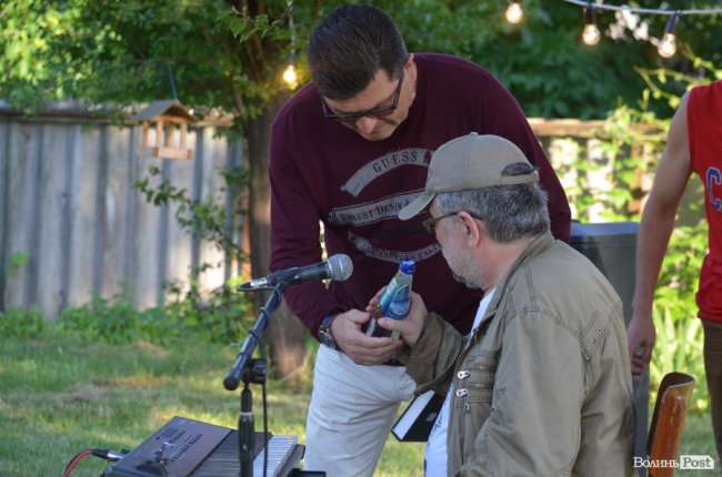 Відомий волинський бард відсвяткував «ДНюху патріота»