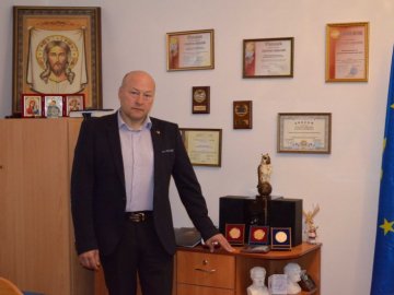 «Деякі голови громад не звикли працювати так, як Луцька райрада нового скликання», – голова фракції «За майбутнє» Петро Олешко