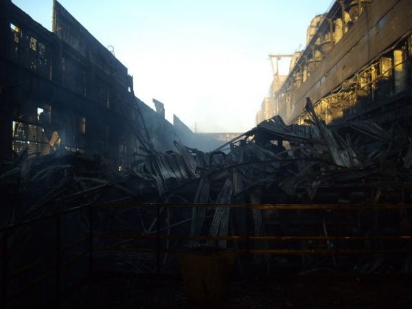 Фото згорілої електростанції