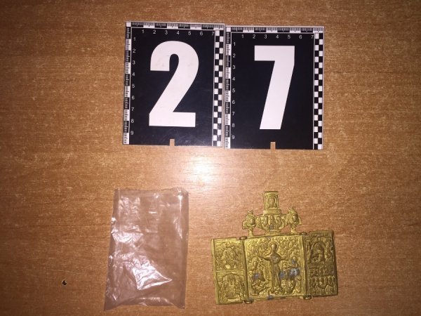 Опублікували фото цінностей, які віз через Волинь контрабандист 