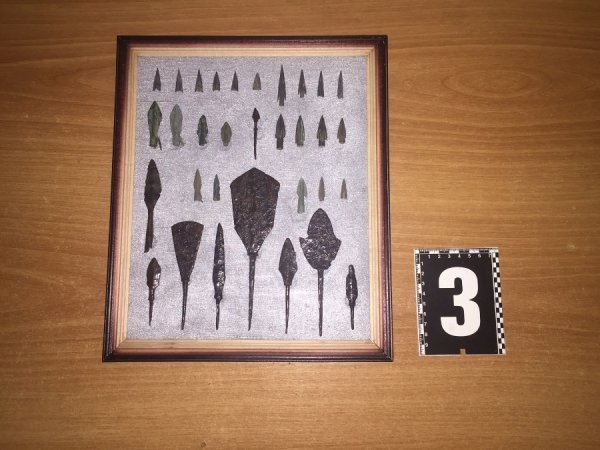 Опублікували фото цінностей, які віз через Волинь контрабандист 