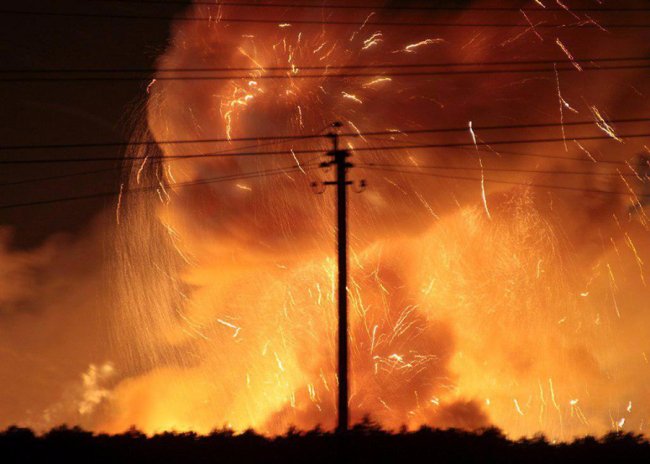 Фото та відео з місця вибухів на складах боєприпасів під Вінницею. ОНОВЛЕНО