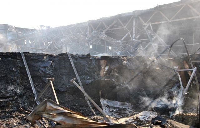 Показали, що залишилося від відділення «Нової пошти» після масштабної пожежі у Мукачеві