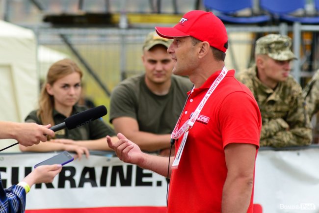 ФОТОРЕПОРТАЖ із наймасштабніших змагань із дрег-рейсингу у Луцьку