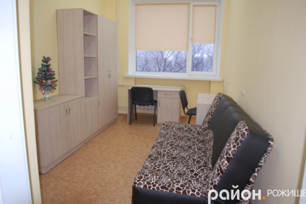 Відкрили після ремонту дитяче відділення лікарні на Волині