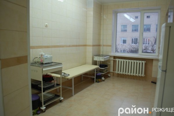 Відкрили після ремонту дитяче відділення лікарні на Волині