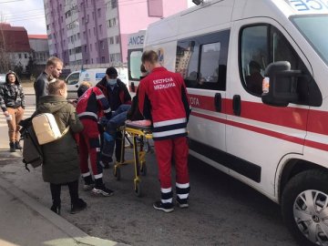 У Луцьку автівка збила неповнолітнього на переході