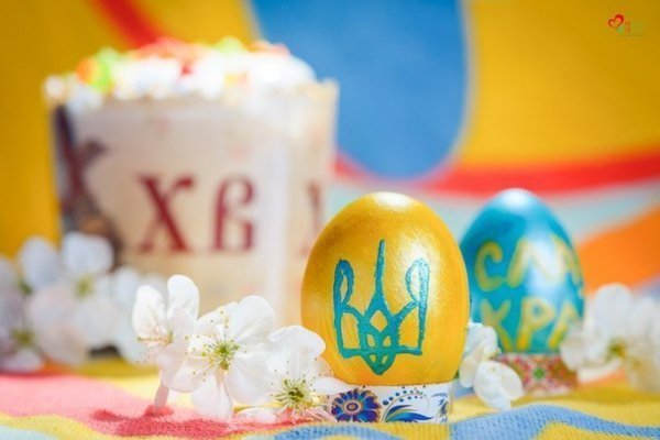 Патріотичні писанки українців. ФОТО