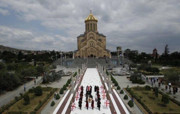 У Грузії попрощалися з Шеварднадзе. ФОТО