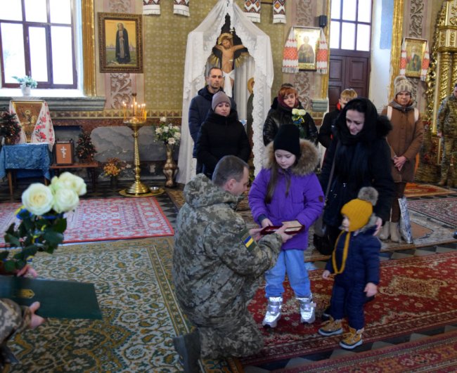 Нагороди загиблих прикордонників на Волині отримали їхні рідні