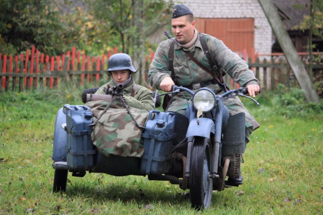 Реконструкція бою та щемливі пісні: фестиваль «Криївка Перця» у фото