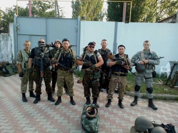 Волинські «правосеки» на Сході. ФОТО