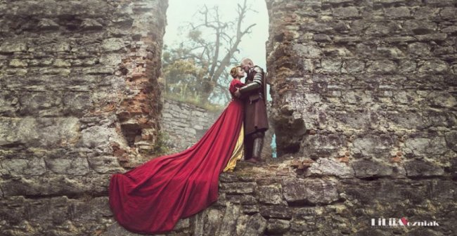 Середньовічна казка: лучанин знявся у романтичній фотосесії