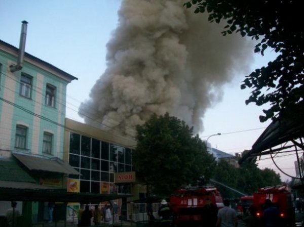 У Рівному горів центральний ринок. ФОТО