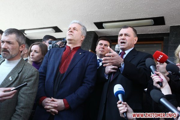 У Житомирі протестувальники побилися з міліцією. ФОТО. ВІДЕО