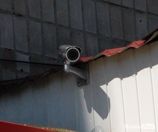 У Луцьку невідомі знищили рекламу комуністів