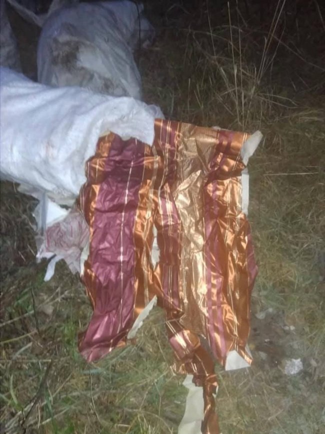 Невідомі закидали город волинянки мішками зі сміттям