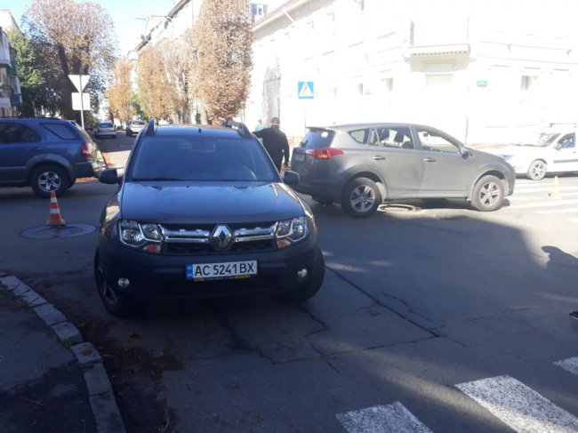 У Луцьку через аварію на Шопена – ускладнений рух. ФОТО