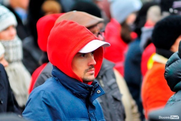 Віче на луцькому Майдані. ФОТО