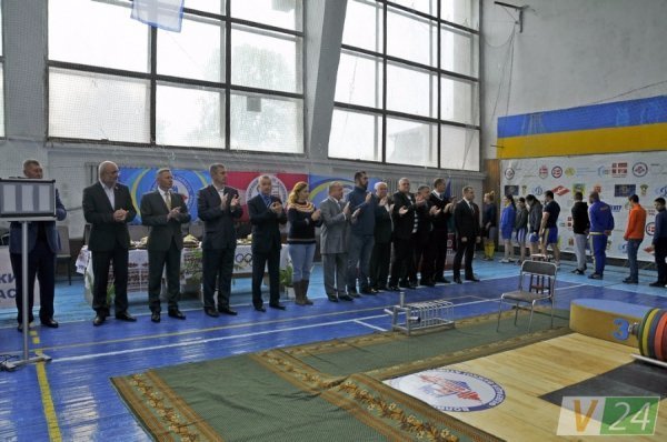 У Луцьку змагалися штангісти. ФОТО