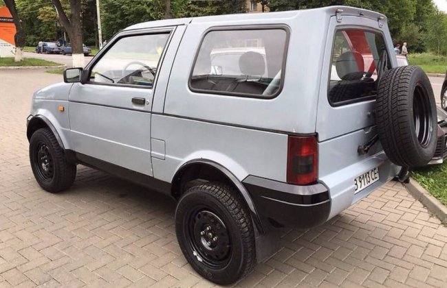 На Одещині побачили унікальний, рідкісний автомобіль, що розроблявся у Луцьку. ФОТО