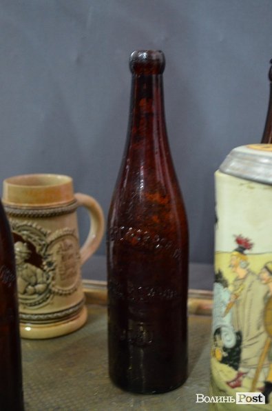 У Луцьку відкрили виставку історії пивоваріння заводу Земана. ФОТО