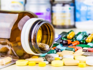 Волиняни стали менше купувати ліки: статистика