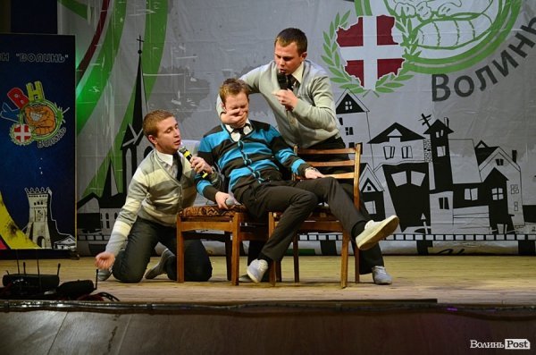 Публіка адекватна, бо не голосувала за Партію регіонів, - КВН у Луцьку. ФОТО