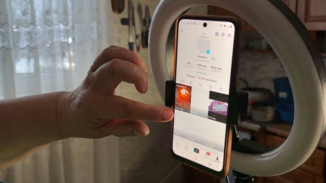 Солоха із волинського села стала зіркою ТікТоку