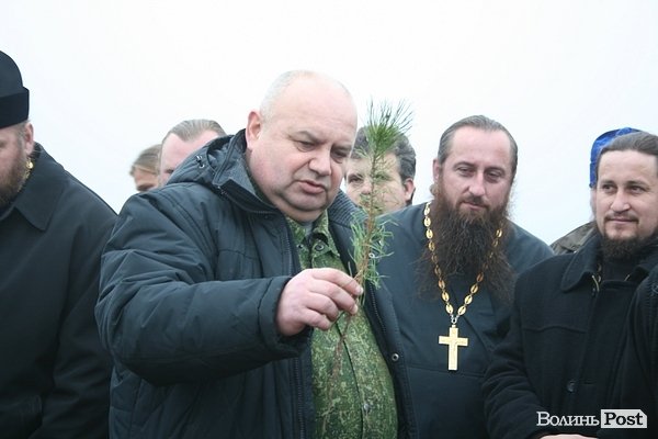 На Волині священики висадили понад 1025 сосен. ФОТО