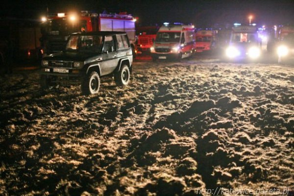 Катастрофа: два поїзди лоб в лоб зіткнулися у Польщі. Постраждали українці