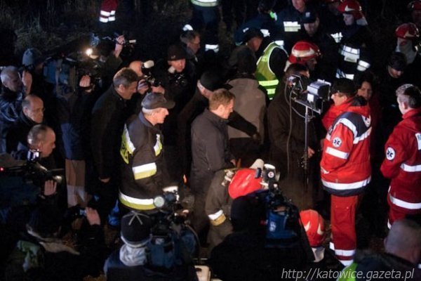 Катастрофа: два поїзди лоб в лоб зіткнулися у Польщі. Постраждали українці