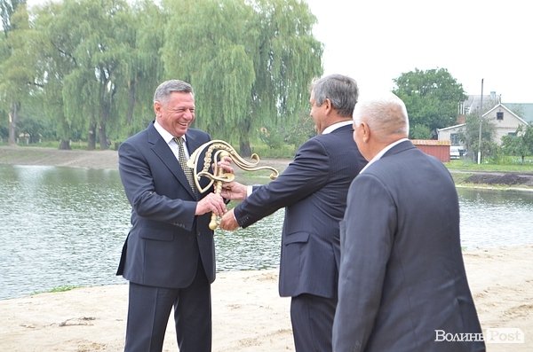 У Луцьку завершують реконструкцію Теремнівських ставків. ФОТО