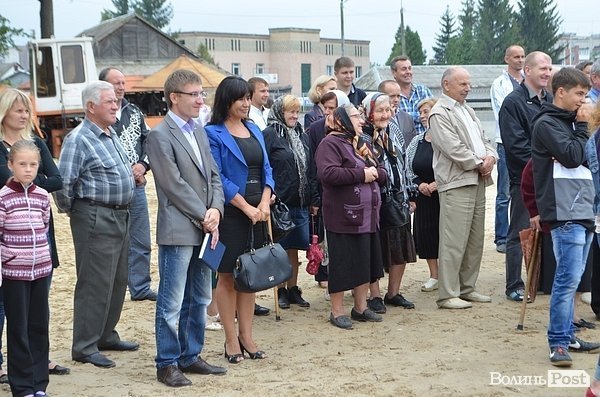 У Луцьку завершують реконструкцію Теремнівських ставків. ФОТО