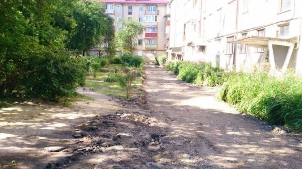 У Луцьку відремонтували двори на проспекті Волі. ФОТО