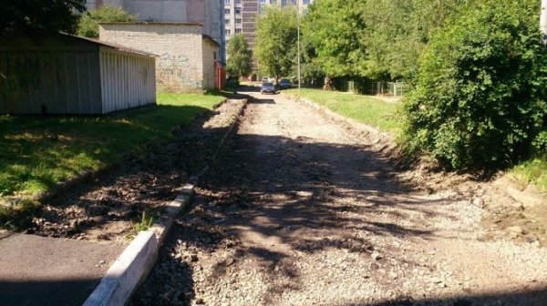 У Луцьку відремонтували двори на проспекті Волі. ФОТО