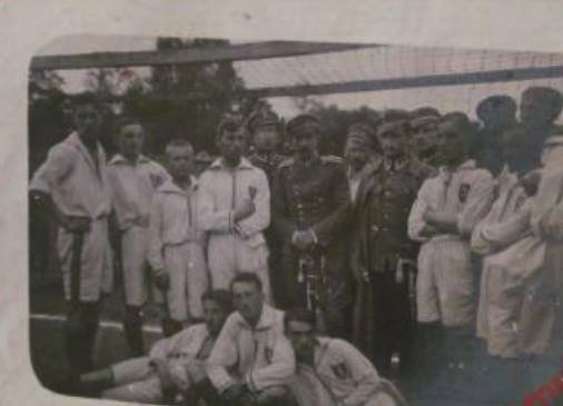 Показали світлини волинських футболістів столітньої давності