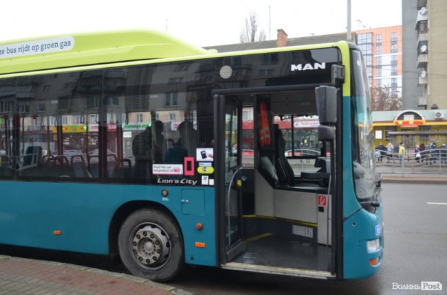  Ще три еко-автобуси курсуватимуть Луцьком від завтра, 15 грудня. ФОТО