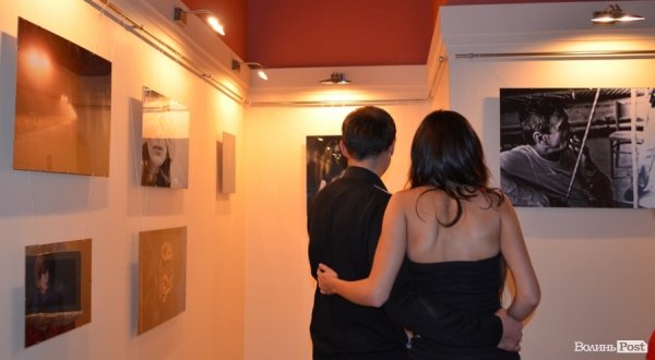 Луцькому фотографу подарували… виставку. ФОТО