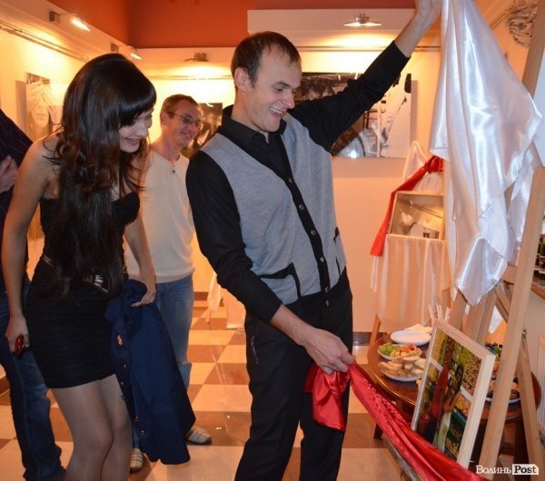 Луцькому фотографу подарували… виставку. ФОТО