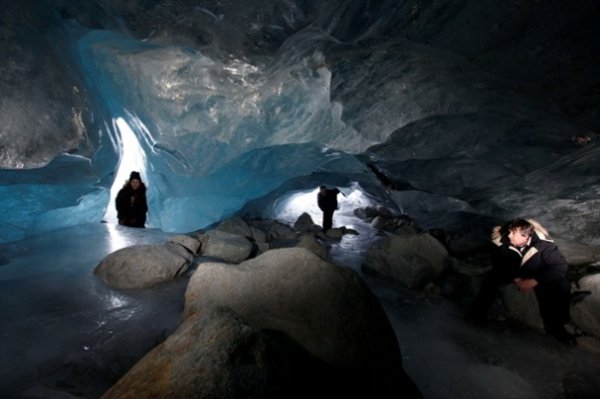 Дива природи: крижані печери. ФОТО