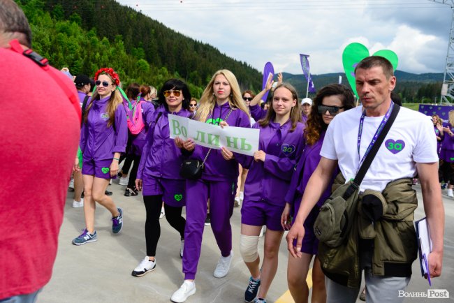 Мирна армія: десантниць Жіночого руху «За майбутнє» навчали, як захищати себе фізично та морально