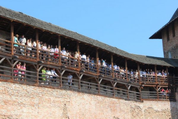 У стінах замку Любарта відбулася посвята у студенти першокурсників. ФОТО