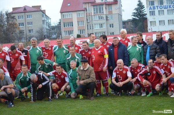 У Луцьку зійшлися легенди футболу з «Волині» та «Карпат». ФОТО 