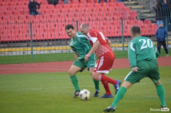 У Луцьку зійшлися легенди футболу з «Волині» та «Карпат». ФОТО 