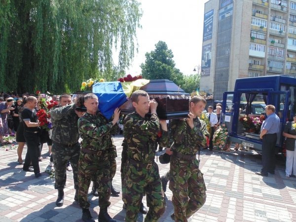 Громадська панахида за воїнами 51-ої бригади в Луцьку. ФОТО